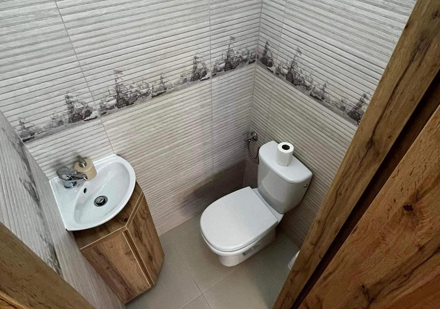 Rose Diamond Villa - Cosy, Large, Family Mobile Home, Free Wifi And Parking Pakostane Holiday home