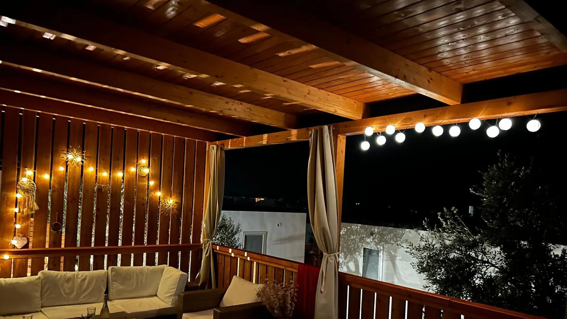 Rose Diamond Villa - Cosy, Large, Family Mobile Home, Free Wifi And Parking Pakostane Croatia